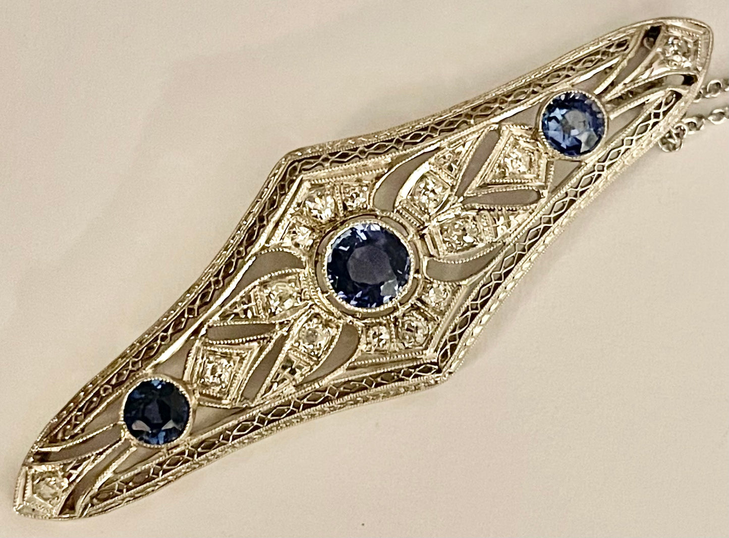 PL Sapphire &  Diamond Art Deco Pendant 9gr 2.00ct(sap) 0.70ct twt(dia) 1920s