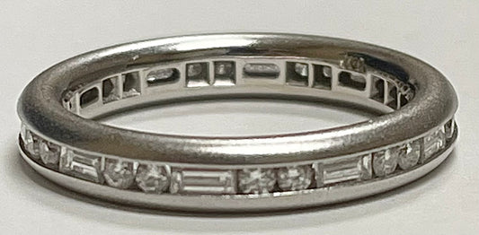 18KW Diamond Band 4.6gr 1.20ct(dia) Baguette ESTATE  Size 6.50