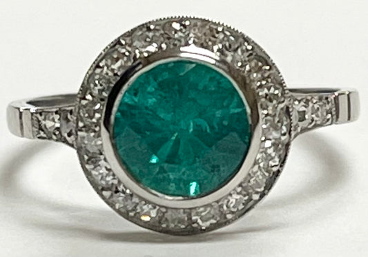 PT Emerald & Diamond Ring 3.2gr 1.35ct(em) 0.52ct twt(dia)