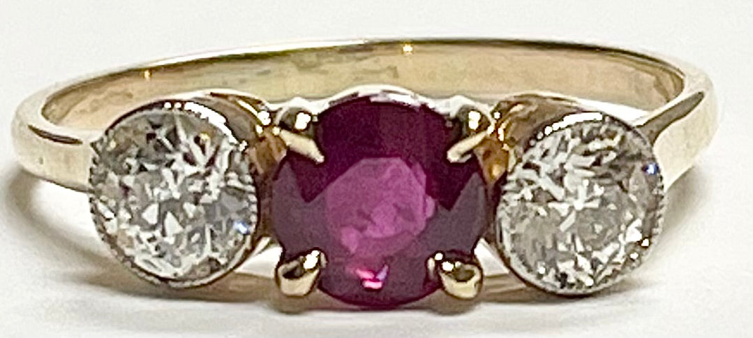 PL14KY Ruby & Diamond Edwardian Ring 2gr 0.80ct(rby) 0.55ct(dia) Euro Cut 1910s