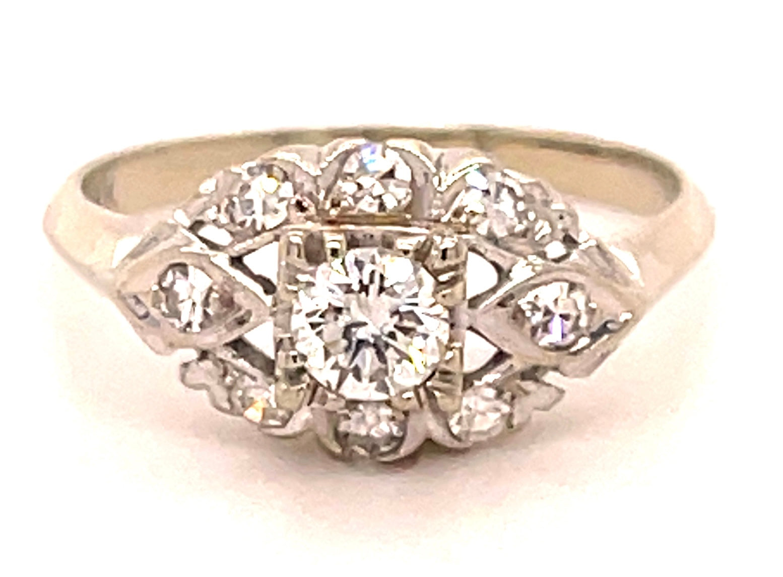 Estate  0.25ct Diamond 18KW  2.65gr Ring .10ct Sd Size 6