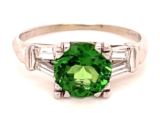 Estate  1.75ct Tsavorite Garnet &  0.40ctw Diamond PT  4.10gr Ring Circa 1970s S