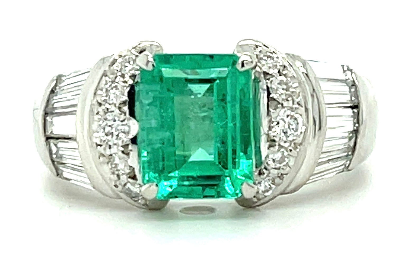 1.32ct Emerald & 0.59ctw Diamond PT 7.90gr Estate Ring Size 5.50