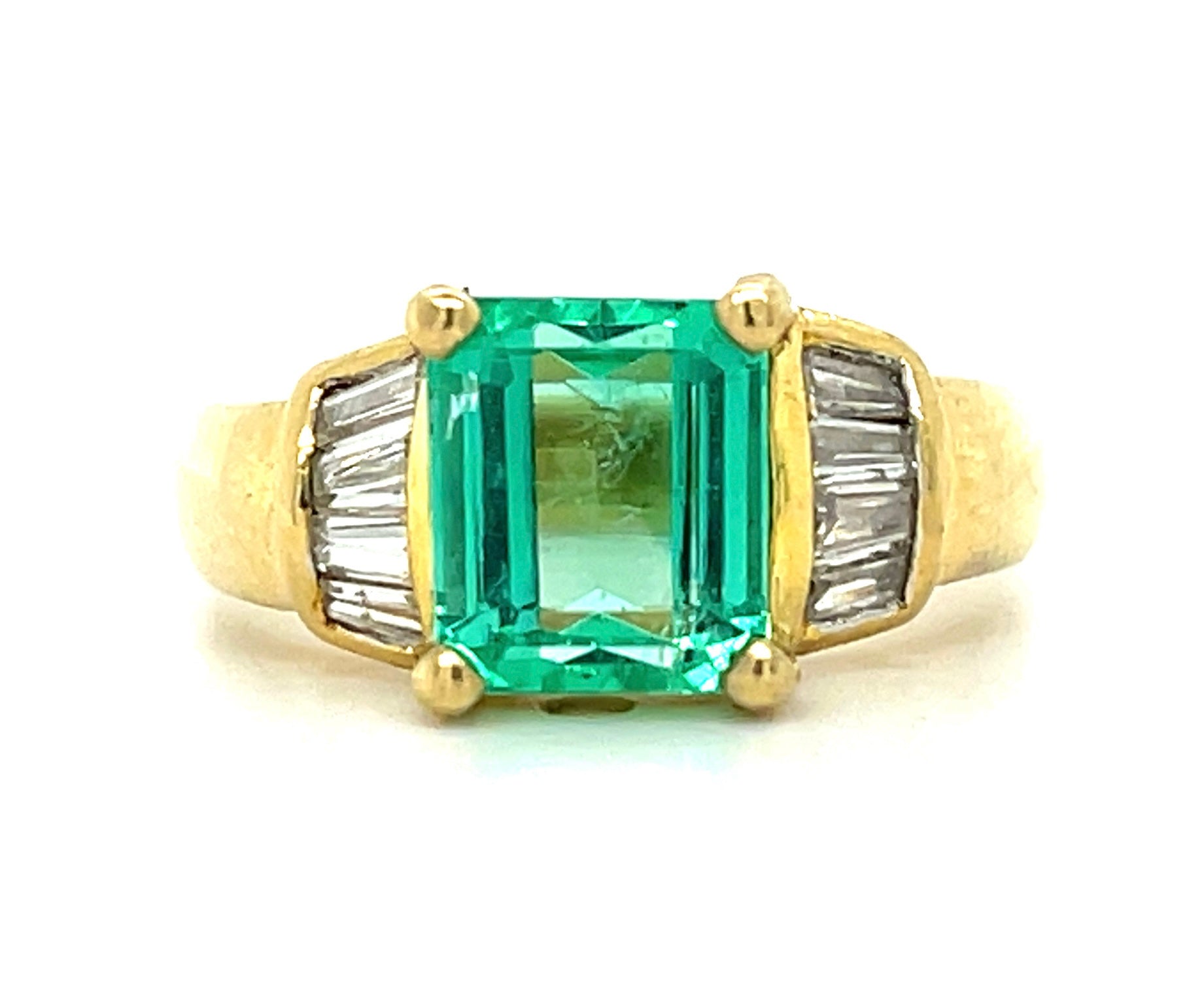 2.75ct GIA Colombian F1 Emerald &  0.66ctw Dia 18KY  6.60gr Ring Circa 1980s