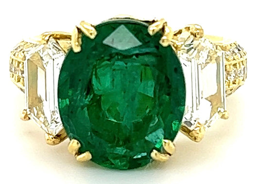 4.14ct Emerald 18K Ring 0.54ct & 0.57ct Diamond 2 Dia & 0.45ctw Side Dia
