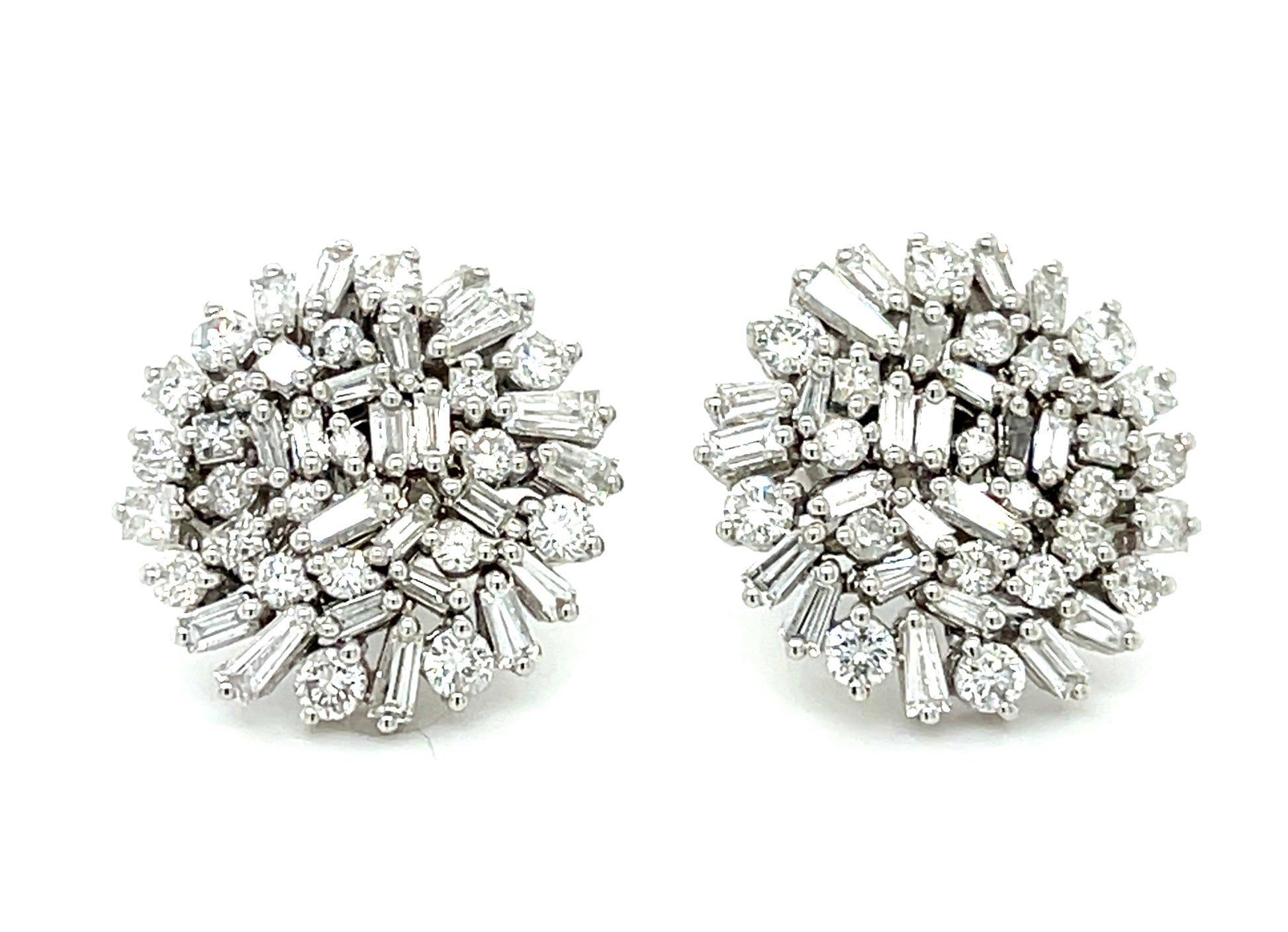 2.70ct Diamond 14KW 5.02gr Stud Earrings