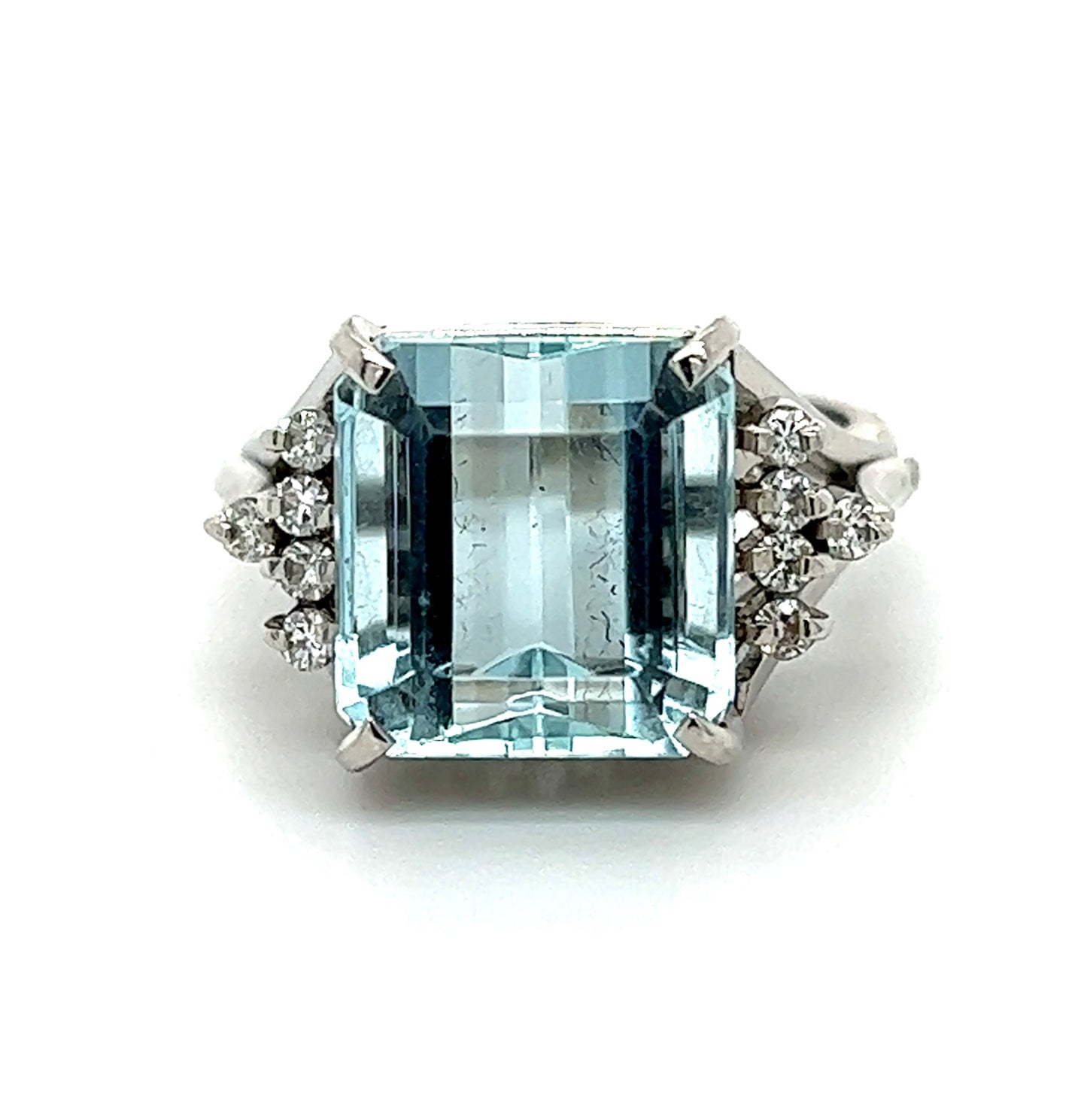 6.50ct Aquamarine & 0.20ctw Diamond Ring Circa 1970s
