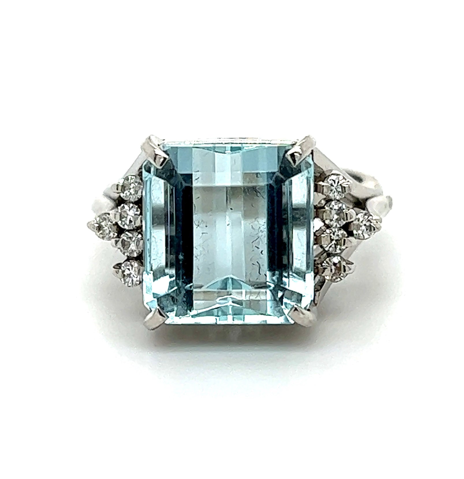 6.50ct Aquamarine & 0.20ctw Diamond Ring Circa 1970s