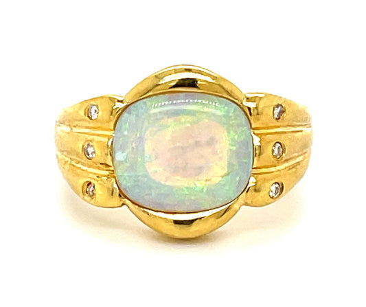 Estate  2.00ct Australian  Opal &  0.12ctw Diamond 18KY  6.07gr Ring Circa 1970s