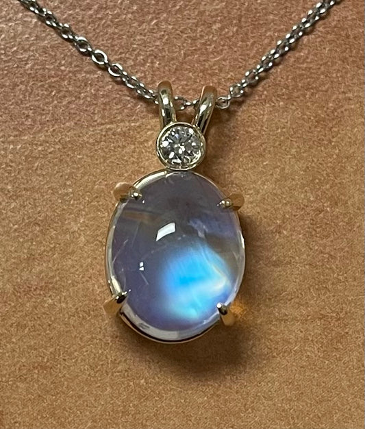 Moonstone &  0.14ctw Diamond 14KY  3.75gr Pendant Blue Sheen Length 16