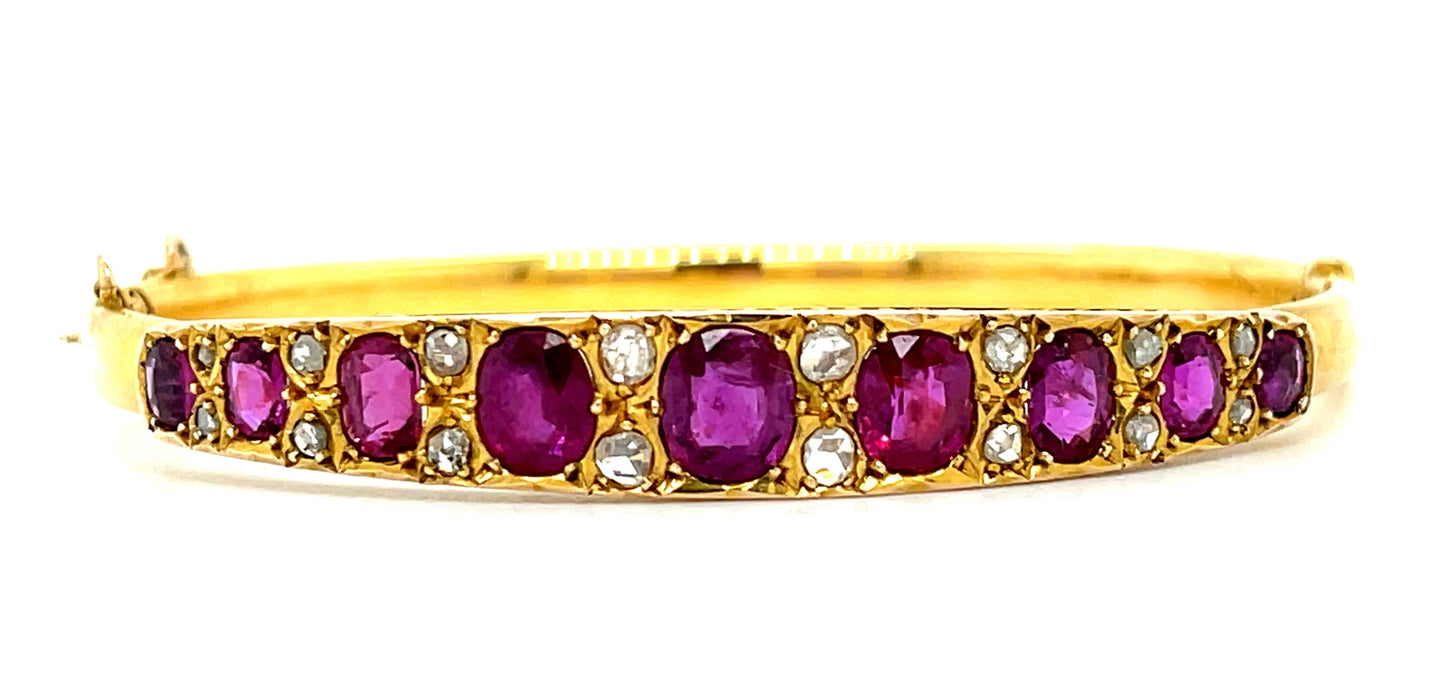 Victorian 5.30ct English Ruby 9 Stones 14KY Bangle Bracelet Circa 1890