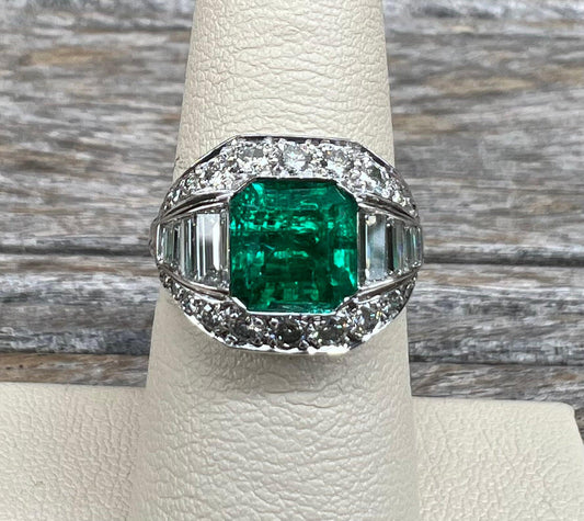 2.40ct Colombian Emerald 1.50ct Diamonds Palladium Vintage Ring (Circa 1940s)
