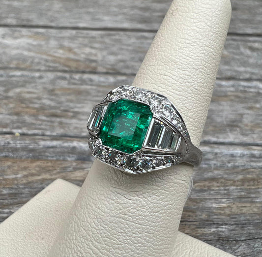 2.40ct Colombian Emerald 1.50ct Diamonds Palladium Vintage Ring (Circa 1940s)