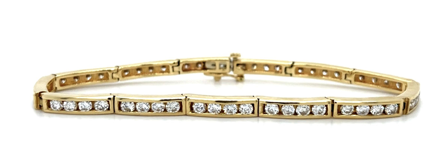 4.40ct Diamond 14KY Bracelet 13.90g 7" Length