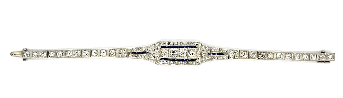 Art Deco 4.75ct Diamonds Platinum Antique Bracelet (Circa 1920s)