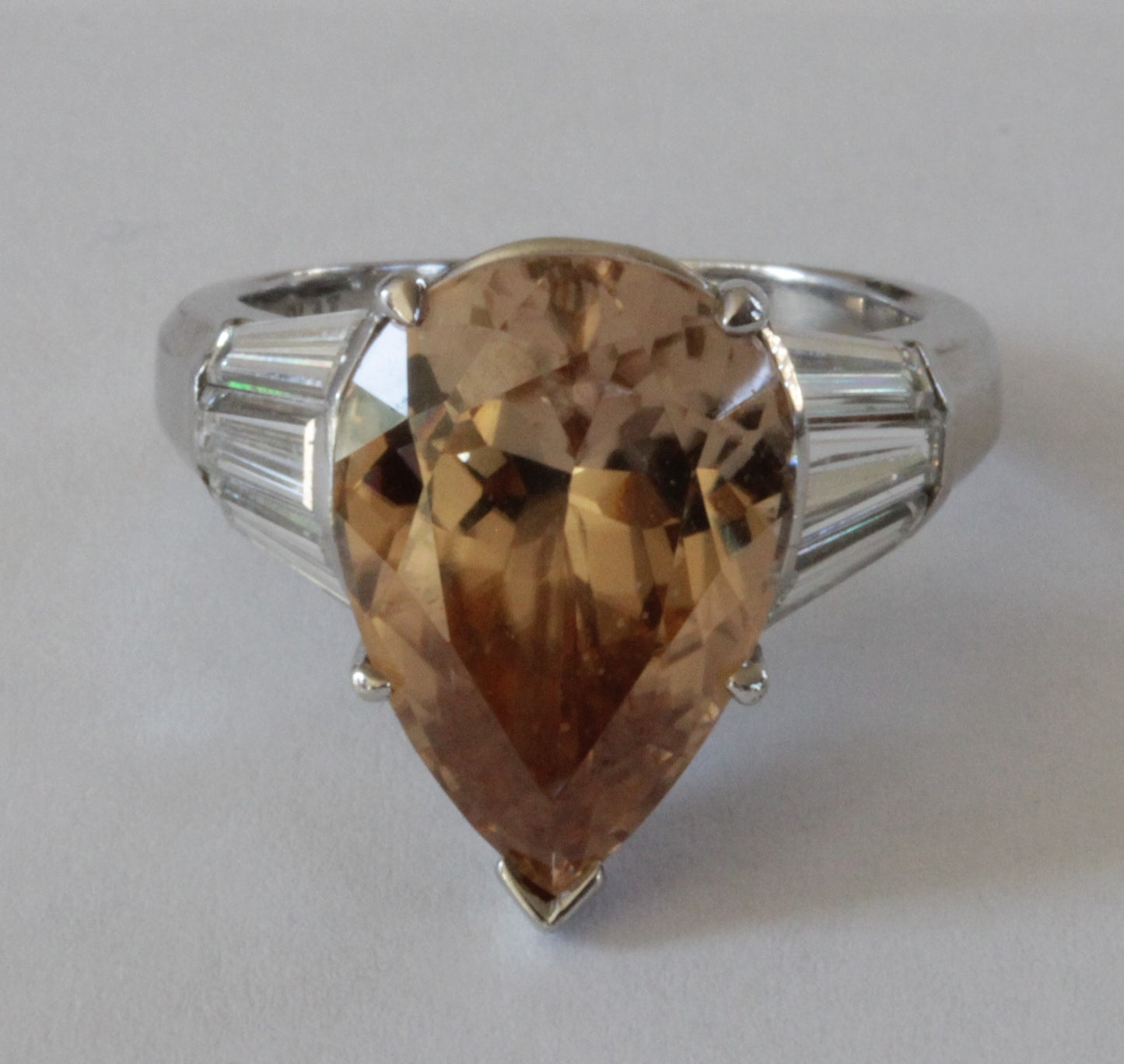 PT Champagne Zircon & Diamond Ring 9.4gr 4.67ct(zi) 1.20ct twt(dia) Circa 1980s