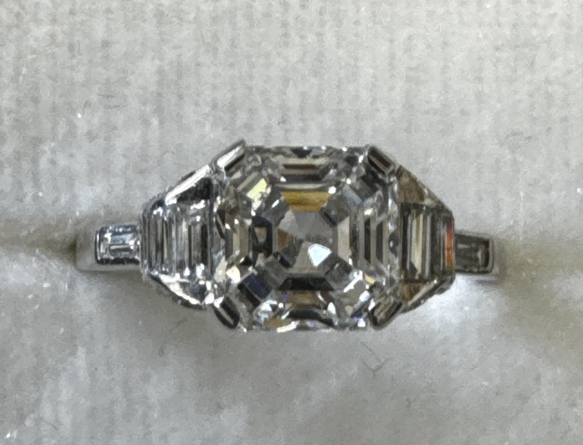 Art Deco 2.29ct G VS2 Asscher Cut Diamond Platinum Ring (Antique 1920s)