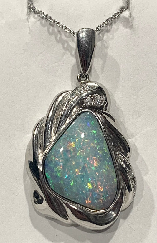 PT Boulder Opal & Diamond Pendant 12.2gr 6.52ct(op) 0.08ct twt(dia) Circa 1960