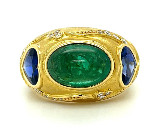 4.26ct Cabochon 3.06ct Heart Sapphire .41ct Diamond 18KY Ring (Estate 1970s)