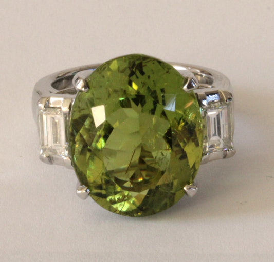PL Tourmaline &  Diamond Ring 16.3gr 12.71ct(tm) 0.90ct twt(dia) Circa 1960