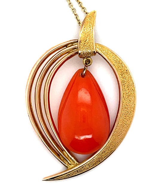 14KY Coral Pendant Circa 1960s ESTATE Coral Length 1.75" Chain Length 16.5