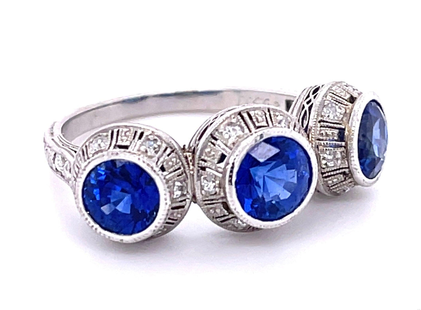 Art Deco Sapphire 3 Stone Antique Ring