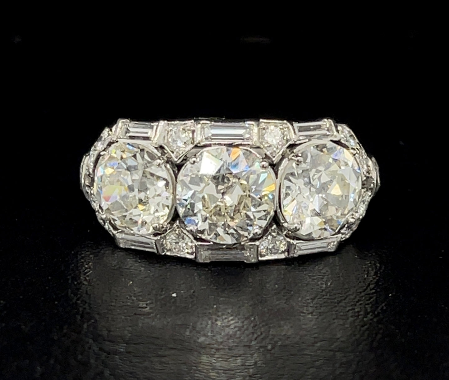 Art Deco Three Stone Diamond Platinum Ring (Vintage Circa 1930s) 1.57ct Old European Cut (OEC) Center Diamond 1.50ct GIA K SI1 OEC 1.25ct OEC 1.10ct Side Diamonds