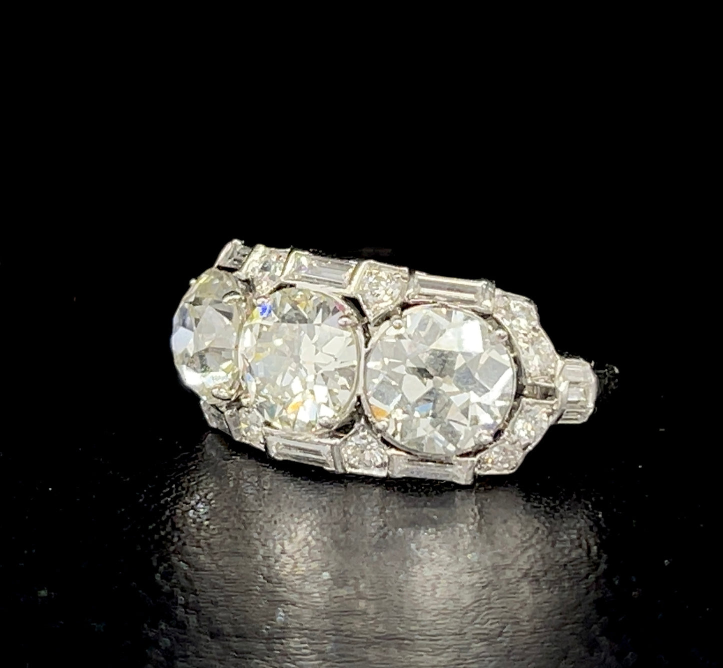 Art Deco Three Stone Diamond Platinum Ring (Vintage Circa 1930s) 1.57ct Old European Cut (OEC) Center Diamond 1.50ct GIA K SI1 OEC 1.25ct OEC 1.10ct Side Diamonds