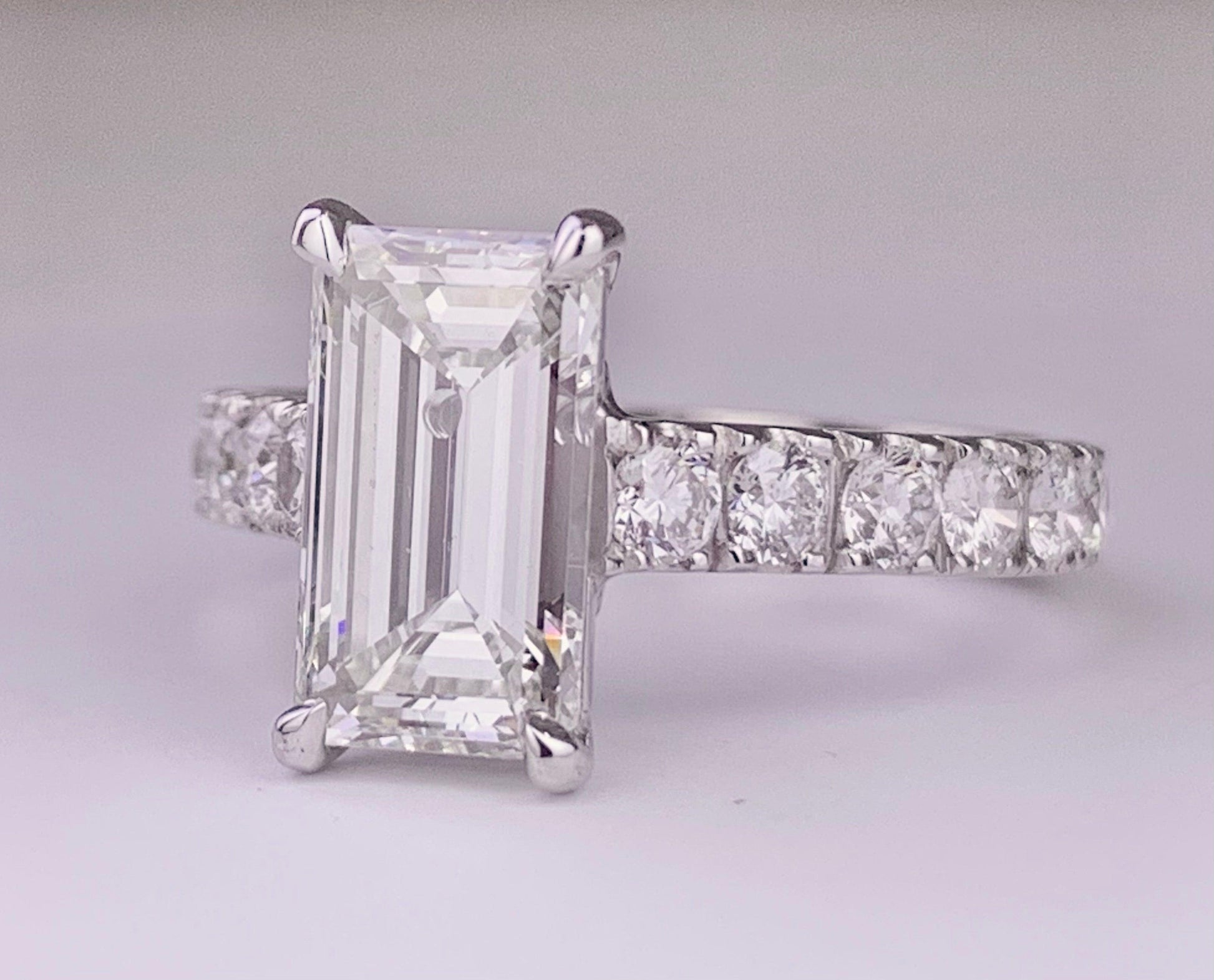 GIA I Color VS1 Clarity Emerald-cut Diamond 2.16 carats PT Ring 1.24ct SD