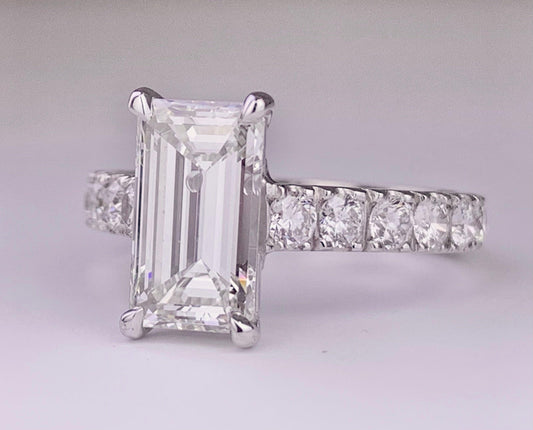 GIA I Color VS1 Clarity Emerald-cut Diamond 2.16 carats PT Ring 1.24ct SD