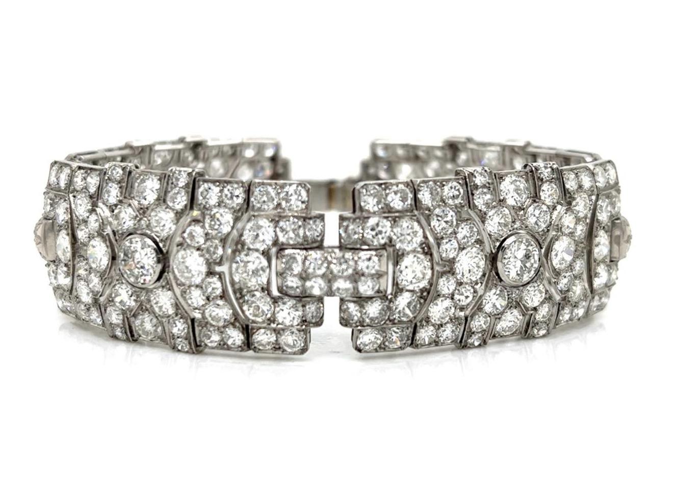 French Art Deco 3ct (4 G-H VS1-SI1 Old Euro Dia) 33ct (278 SD) Platinum Bracelet