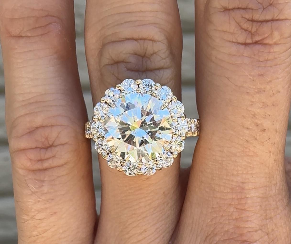 4.01ct Q-R SI2 Round Diamond 14KY Halo Ring 1.35ct Side Diamonds
