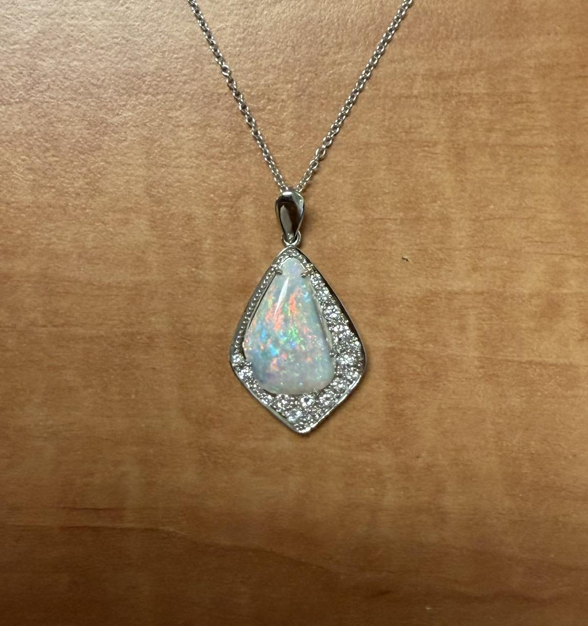 Estate  6.50ct Australian  Opal &  0.50ctw Diamond 14KY White Gold 5.70gr Pendan