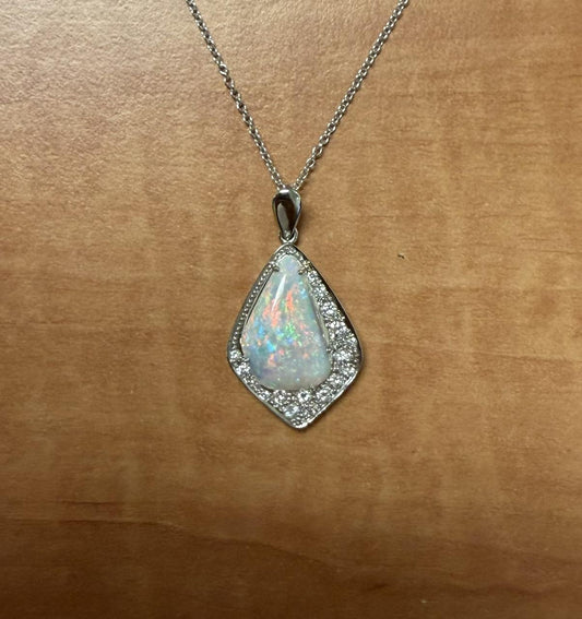 Estate  6.50ct Australian  Opal &  0.50ctw Diamond 14KY White Gold 5.70gr Pendan
