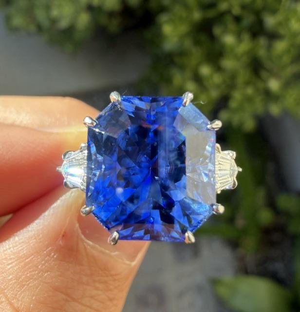 11.77ct Sri Lanka Heated Octagon Sapphire Platinum Ring .82ct Diamond