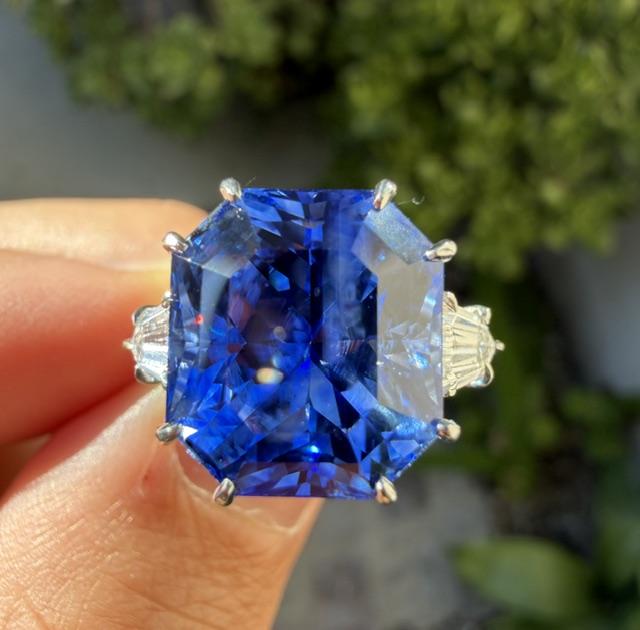 11.77ct Sri Lanka Heated Octagon Sapphire Platinum Ring .82ct Diamond