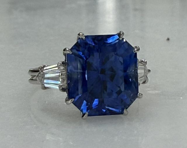 11.77ct Sri Lanka Heated Octagon Sapphire Platinum Ring .82ct Diamond