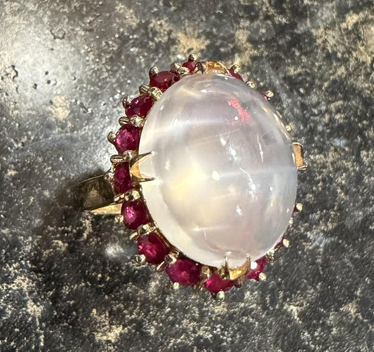 11.50ct Moonstone 1.74ct Round Ruby 14KY Gold Ring 8.70g