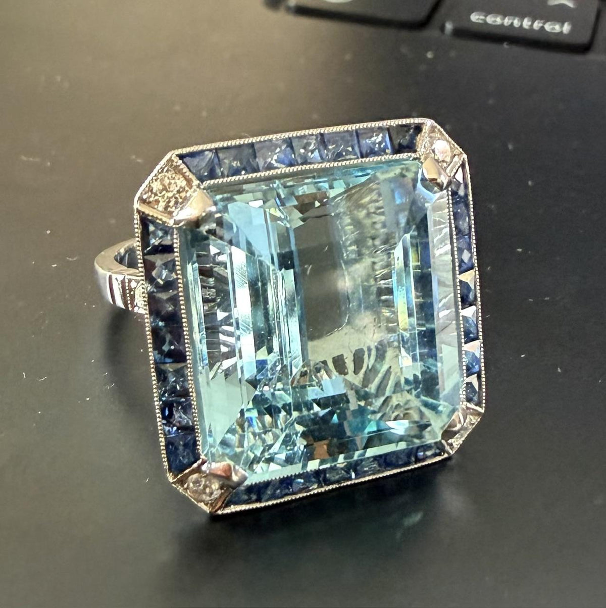 18.67ct Aquamarine 2.23ct Sapphire Platinum Handmade Ring .47ct Diamond 11.34g