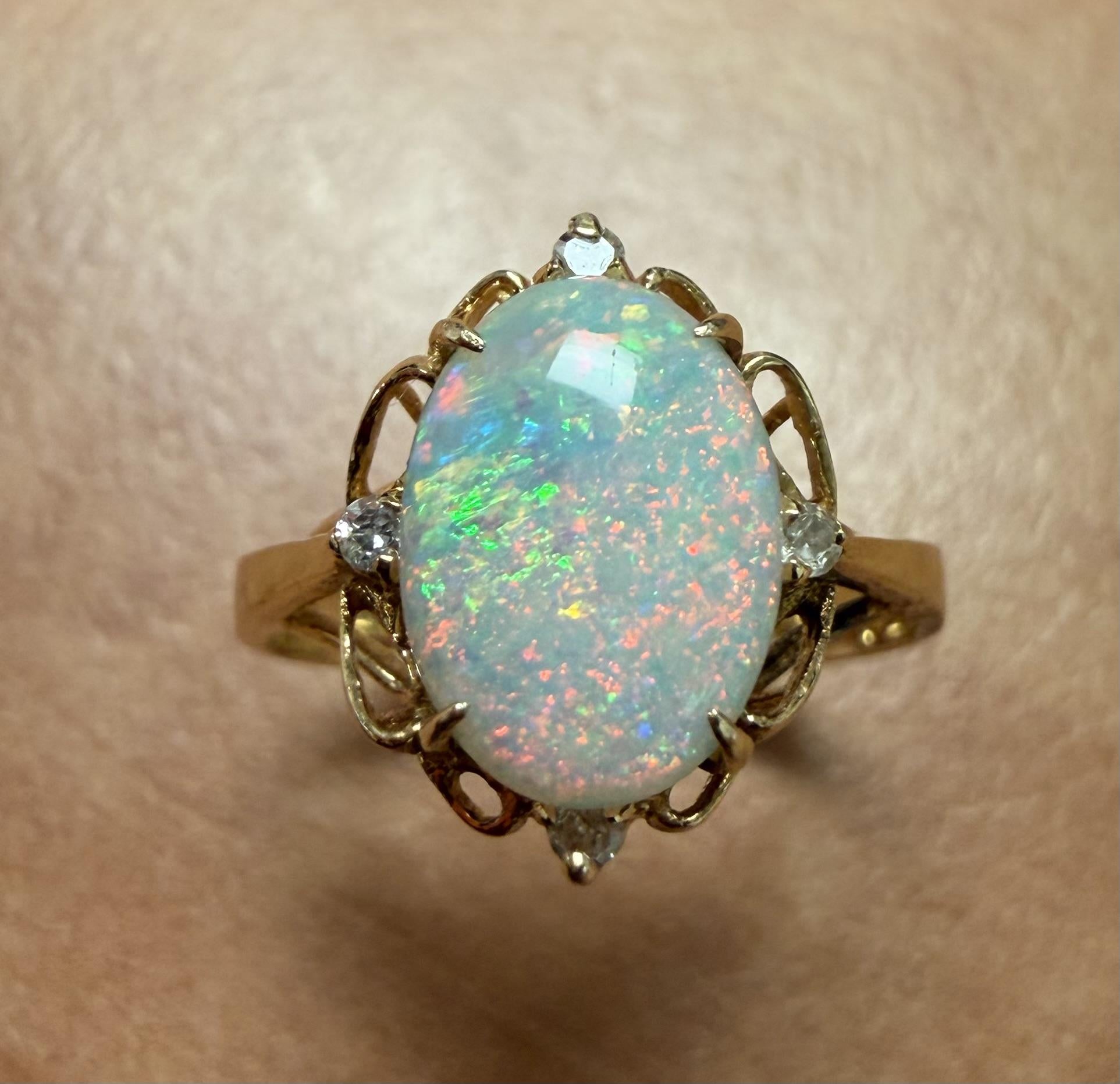1.50ct Australian Opal 14KY Ring