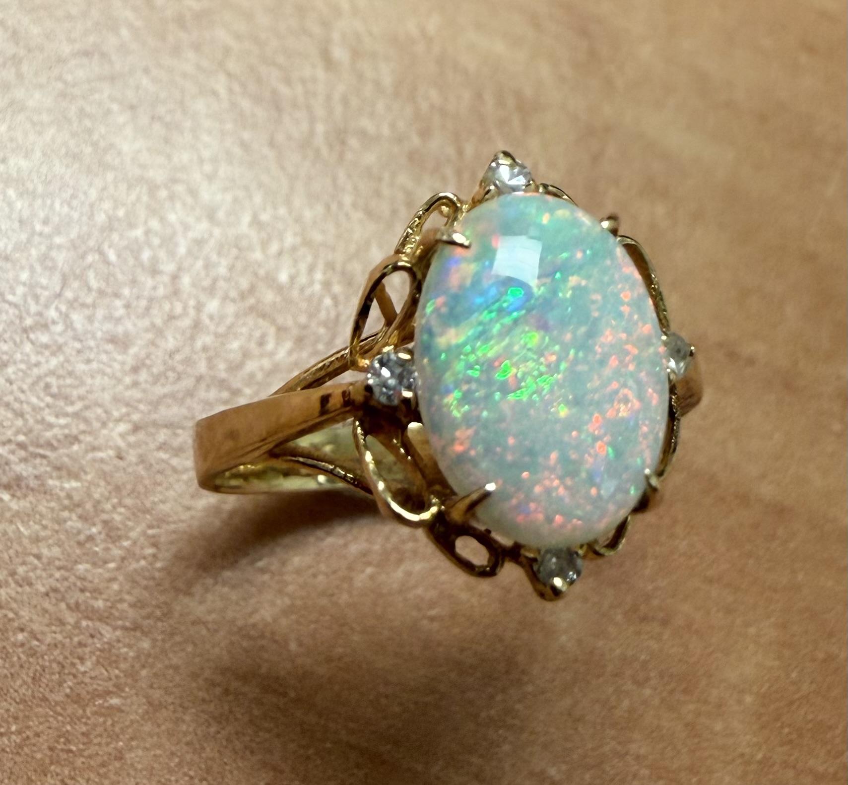 1.50ct Australian Opal 14KY Ring