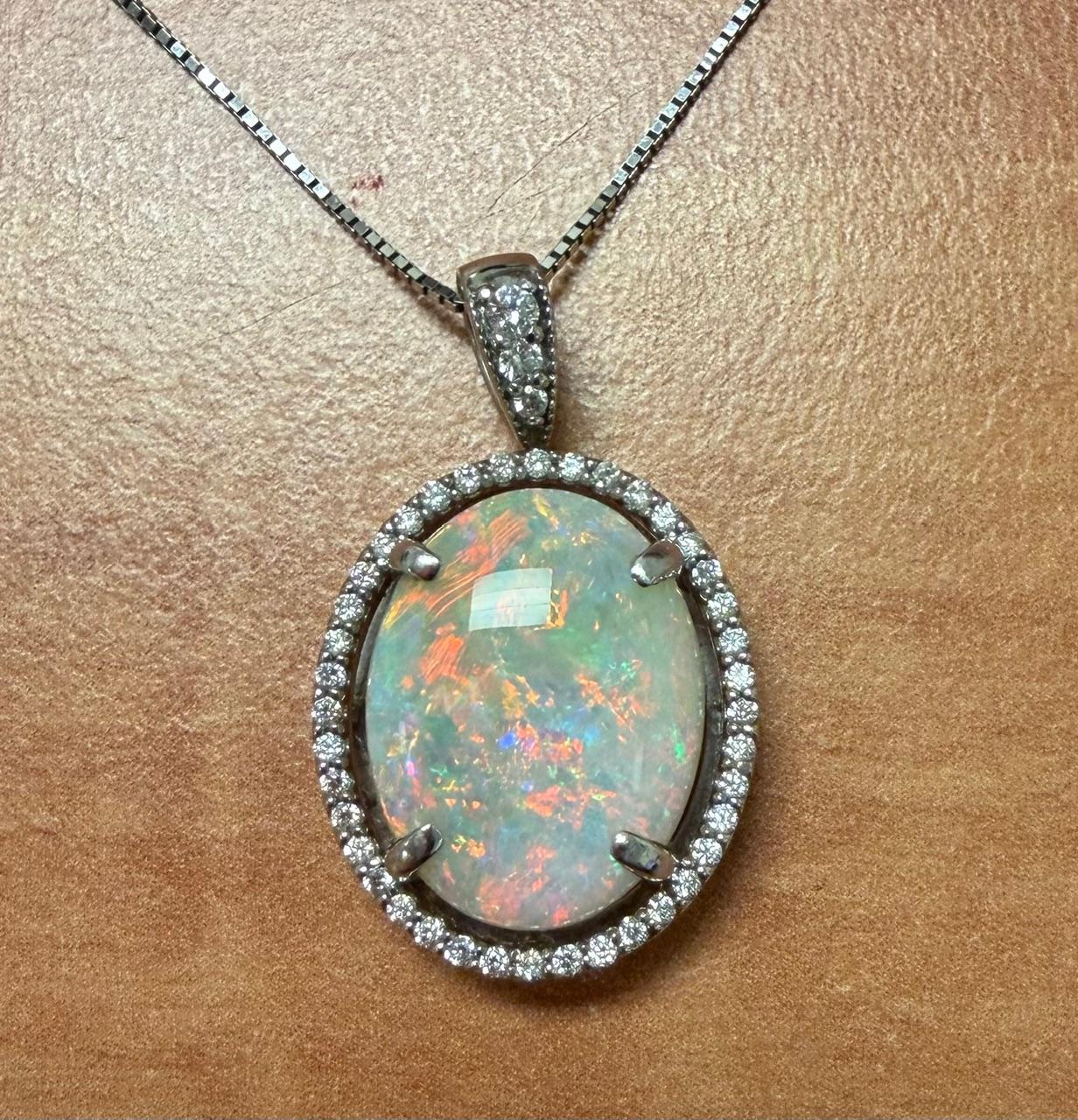 5.71ct Opal Platinum Pendant