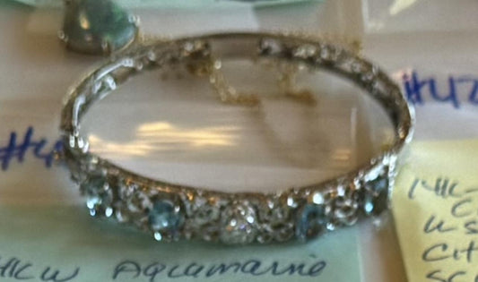 6ct Aquamarine 14KW Bangle Bracelet (vintage 1950s) .25ct Diamonds 18.81g