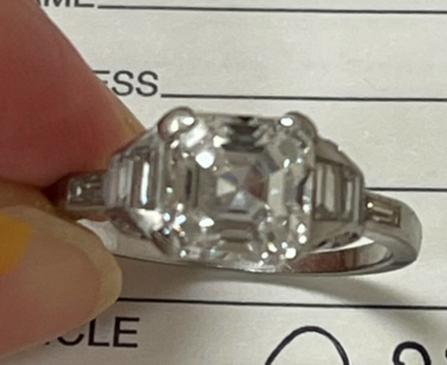 Art Deco 2.29ct G VS2 Asscher Cut Diamond Platinum Ring (Antique 1920s)