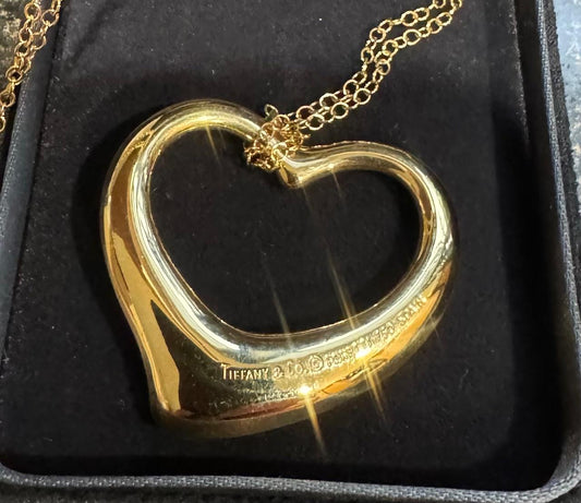 Tiffany & Company "Peretti" Heart Pendant with Box 14.80g 30" Length