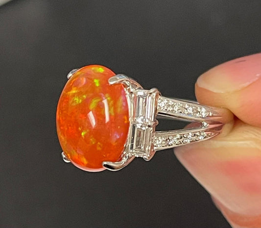 4.66ct Rare Mexican Jelly Opal .75ct Diamond Platinum Ring