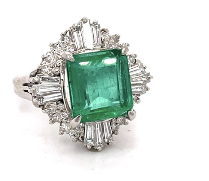2.83ct Colombian Emerald (No Cert) 1.40ct Diamond Platinum Ring