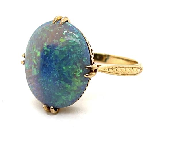 4.30ct 18KY Australian Black Opal Ring