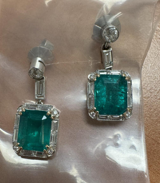 4.60ct Emerald 2.06ct Diamond PT Earrings