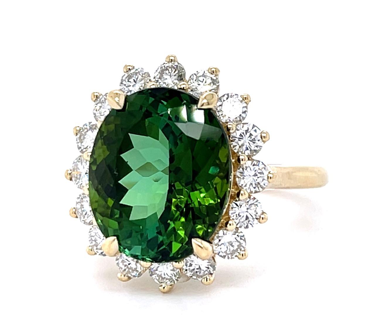 7.84ct Green Oval Tourmaline .96ct Diamond 14KY Ring 6.61g 6.75 Size